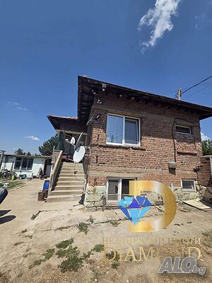 Двуетажна къща в село Брод 2 - storey 150 sq. m. built-up area 1120 sq. m. courtyard | Houses / Villas | Brod