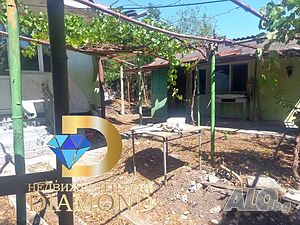 Едноетажна къща в село Бяло поле, общ. Опан, обл. Стара Загора 1 - storey 51 sq. m. built-up area 3000 sq. m. courtyard | Houses / Villas | Byalo pole