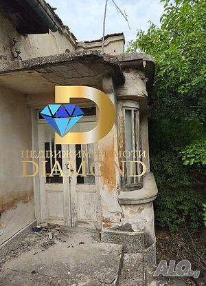Едноетажна къща в село Братя Даскалови, обл. Стара Загора 1 - storey 100 sq. m. built-up area 1652 sq. m. courtyard | Houses / Villas | Bratya Daskalovi