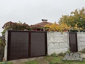 Обзаведена къща с голям двор в с. Бегово 1 - storey 53 sq. m. built-up area 730 sq. m. courtyard | Houses / Villas | Begovo