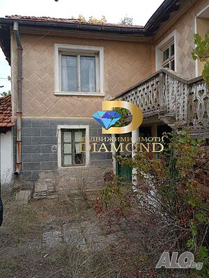 Двуетажна къща в село Лешниково, общ. Харманли 2 - storey 90 sq. m. built-up area 1000 sq. m. courtyard | Houses / Villas | Leshnikovo