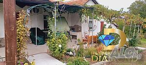 Едноетажна къща в село Селци, обл. Пловдив 1 - storey 60 sq. m. built-up area 1800 sq. m. courtyard | Houses / Villas | Seltsi