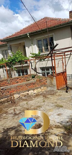 Къща в село Малко Тръново, общ. Чирпан 2 - storey 90 sq. m. built-up area 2000 sq. m. courtyard | Houses / Villas | Malko Tranovo