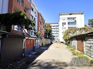 Гараж в кв. Калето, гр. Видин Garage (private) 18 sq. m. Brick | Garages, Parking spots | Kale Vidin