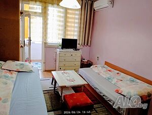СТАЯ от апартамент - до Операта -топ център-фонтаните Room With landlords For girl / s For students | Rooms, Room - mates | Center Varna