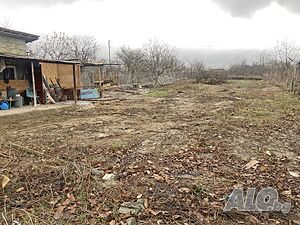 ПРОДАВАМ парцел 700 кв.м. за строителство на къща гр. Нови пазар Sale 698 sq. m. Regulation pending Without electricity Without water | Land for development, Investment projects | Спешен център - Близките лозя Novi pazar