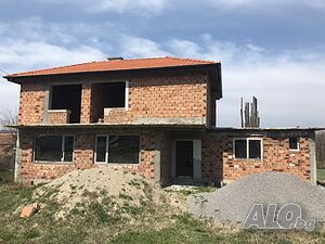 Продава се двуетажна къща в груп строеж 2 - storey 120 sq. m. built-up area 2130 sq. m. courtyard | Houses / Villas | Garvanovo