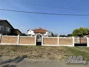 Продава къща в с. Ливада 2 - storey 220 sq. m. built-up area 1200 sq. m. courtyard | Houses / Villas | Livada