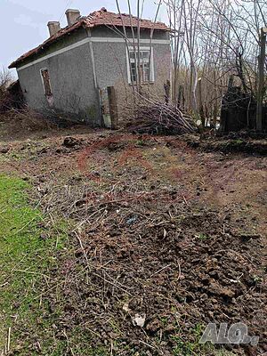 къща 1 - storey 50 sq. m. built-up area 1000 sq. m. courtyard | Houses / Villas | Lavino