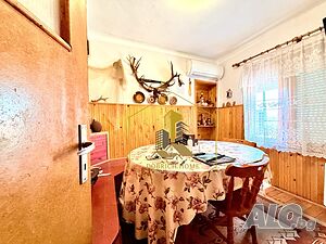 Масивна триетажна къща с двор 1000 кв.м - кв. Рилци, гр. Добрич 3 - storey 220 sq. m. built-up area 1000 sq. m. courtyard | Houses / Villas | Riltsi Dobrich