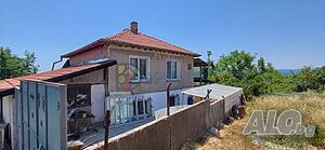 Къща за гости в с. Българи 2 - storey 120 sq. m. built-up area 529 sq. m. courtyard | Houses / Villas | Balgari