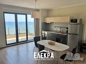 Просторен апартамент на брега на морето 1-Bedroom 97 sq. m. Brick 2009 y. Last floor | Apartments | Byala