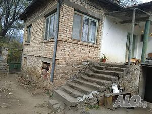 Къща в село Оризари 1 - storey 80 sq. m. built-up area 2775 sq. m. courtyard | Houses / Villas | Orizari