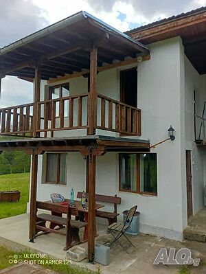 Двуетажна къща с просторен двор в с. Боринци 2 - storey 78 sq. m. built-up area 2500 sq. m. courtyard | Houses / Villas | Borintsi