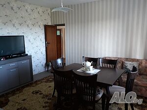 Продавам селска къща 1 - storey 125 sq. m. built-up area 1600 sq. m. courtyard | Houses / Villas | Saedinenie