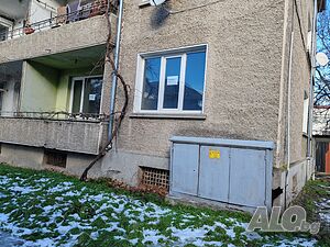 Продавам апартамент в гр. Попово Large 94 sq. m. Brick 1968 y. 1 floor First residential floor | Apartments | Popovo