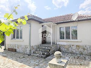 Само в ЕРА Имоти Хасково! Страхотна селски имот в село Бориславци 1 - storey 150 sq. m. built-up area 1100 sq. m. courtyard | Houses / Villas | Borislavtsi