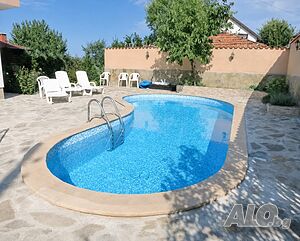 Двуетажна къща с басейн 2 - storey 251 sq. m. built-up area 580 sq. m. courtyard | Houses / Villas | Aleksandrovo