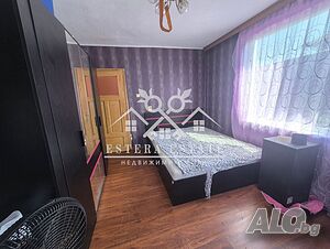 Тъхлена къща на плоча в гр. Смядово 206 sq. m. built-up area 1044 sq. m. courtyard | Houses / Villas | Smyadovo