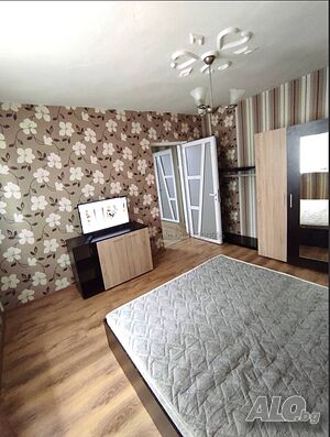 Етаж от къща 80кв.м в центъра на града 2-Bedroom 80 sq. m. Furnished Not last floor | Apartments | Center Sliven