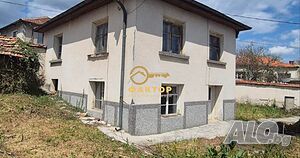 Двуетажна къща в гр. Брезово 2 - storey 150 sq. m. built-up area 450 sq. m. courtyard | Houses / Villas | Brezovo