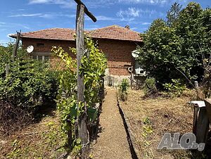 Продажба къща, с. Каран Върбовка, обл. Русе 1 - storey 94 sq. m. built-up area 2500 sq. m. courtyard | Houses / Villas | Karan Varbovka