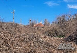 Продажба къща, с. Божичен, обл. Русе 1 - storey 32 sq. m. built-up area 900 sq. m. courtyard | Houses / Villas | Bozhichen