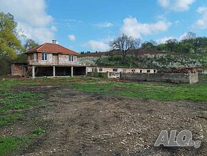 Имот на брега на река 2 - storey 269 sq. m. built-up area 5500 sq. m. courtyard | Houses / Villas | Lyulyakovo