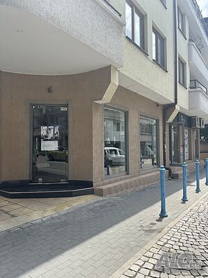 Офис в Топ центъра Директно от собственик Shop Office Medical office Beauty salon Other 66 sq. m. Ground floor Brick Ready (finished) | Shops, Offices | Center Burgas