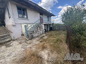 Продавам къща в село Козичено (Еркеч) 1 декар земя. 1 - storey 300 sq. m. built-up area 700 sq. m. courtyard | Houses / Villas | Югоизточен район Kozichino