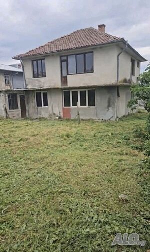 🏡 Продава се уютна къща - чудесен избор за семейство и спокоен живот 2 - storey 210 sq. m. built-up area 560 sq. m. courtyard | Houses / Villas | Бургас,Поморие Stratsin