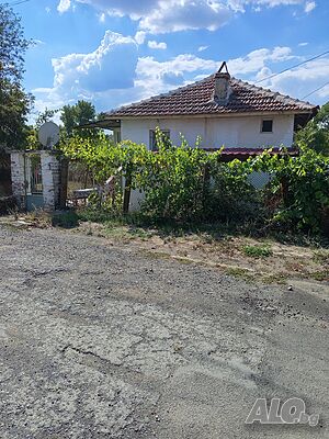 Недвижими имоти 2 - storey 100 sq. m. built-up area 1000 sq. m. courtyard | Houses / Villas | Средец Kubadin