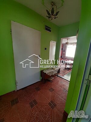 Етаж от къща с. Разбойна Обл. Търговище 2 - storey 115 sq. m. built-up area 300 sq. m. courtyard | Houses / Villas | Razboyna