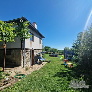 Продава се къща в с. Близнак- в сърцето на Странджа 2 - storey 90 sq. m. built-up area 1300 sq. m. courtyard | Houses / Villas | Bliznak