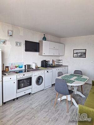 Тристаен апартамент-марина порт! 2-Bedroom 108 sq. m. Furnished First residential floor | Apartments | Център Sozopol