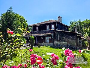 Автентична Чорбаджийска Къща в с. Бръшлян! Над 230 г. история! 2 - storey 230 sq. m. built-up area 980 sq. m. courtyard | Houses / Villas | Brashlyan