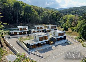 Къща в Бистрица 2 - storey 190 sq. m. built-up area 370 sq. m. courtyard | Houses / Villas | Bistritsa