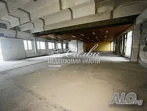 Складово помещение под наем на много КОМУНИКАТИВНО място - Промишлена зона! Storage area 504 sq. m. | Warehouses, industrial and agricultural properties | Shumen