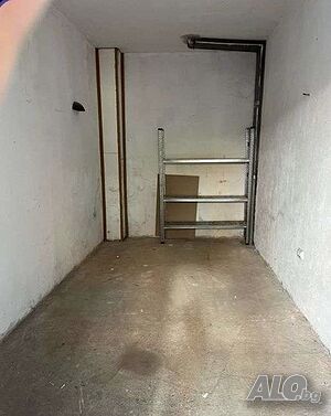 Гараж под наем в центъра на Плевен Garage (private) | Garages, Parking places, Parking spots | Center Pleven