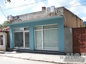 Парцел с къща, подходящ за живеене или дейност 1 - storey 75 sq. m. built-up area 184 sq. m. courtyard | Houses / Villas | Center Sliven
