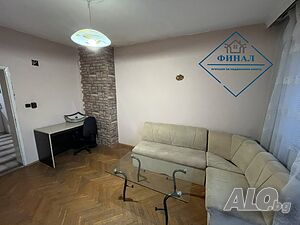 🏡 Продава се 4-стаен тухлен апартамент в гр. Велики Преслав Large 100 sq. m. Brick 1995 y. 3 floor Not last | Apartments | Veliki Preslav