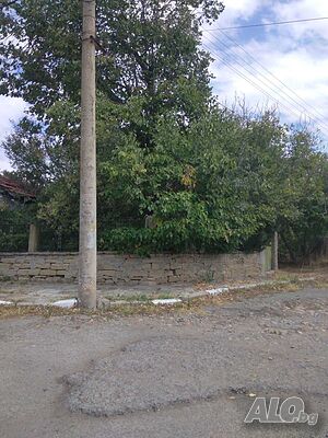 Двор в с. Светлина, община Средец, 1000 м2 Sale 1000 sq. m. Regulated (RLE) With electricity Water pipe | Land for development, Investment projects | Svetlina
