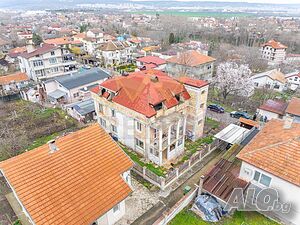Къща в Тополи 600 sq. m. built-up area 600 sq. m. courtyard | Houses / Villas | Topoli