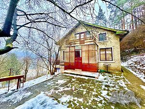 Къща, с. Томсън 74 sq. m. built-up area 520 sq. m. courtyard | Houses / Villas | Tompsan