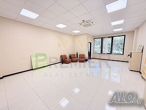 Офис, Център Office 49 sq. m. Intermediate floor | Shops, Offices | Center Dobrich