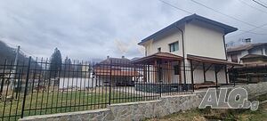Къща в с. Рибарица 3 - storey 300 sq. m. built-up area 700 sq. m. courtyard | Houses / Villas | Ribaritsa