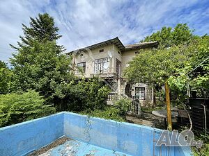 Двуетажна къща в с. Михалци 2 - storey 100 sq. m. built-up area 1400 sq. m. courtyard | Houses / Villas | Mihaltsi