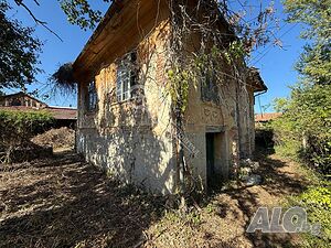 Къща в с. Церова Кория 1 - storey 100 sq. m. built-up area 1100 sq. m. courtyard | Houses / Villas | Tserova koria