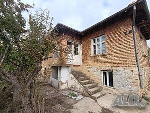 Двуетажна къща в село Коевци 2 - storey 57 sq. m. built-up area 974 sq. m. courtyard | Houses / Villas | Kosevtsi