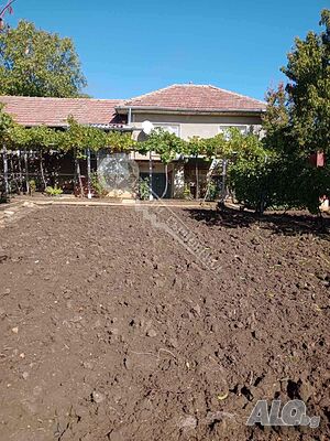 Къща в с. Коевци 2 - storey 80 sq. m. built-up area 1550 sq. m. courtyard | Houses / Villas | Koevtsi